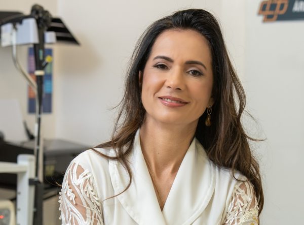 DRA. NÍVEA SANTOS